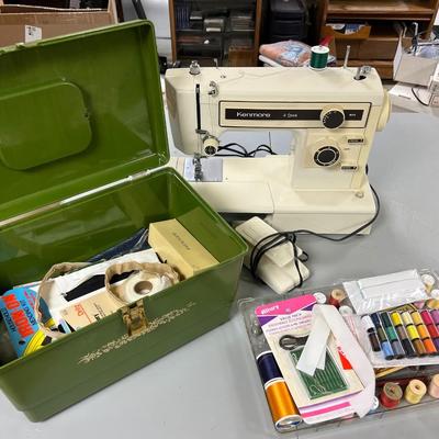 Sewing Machine Lot