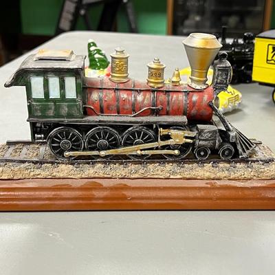 Central Station 1870 Train Figurine Lot