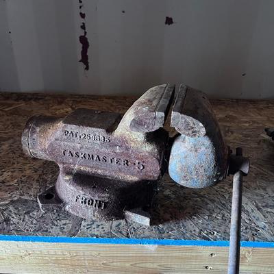 Task Master 4" Bench Vice 