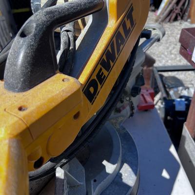 DeWalt Compound Miter Saw 