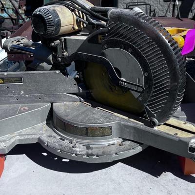 DeWalt Compound Miter Saw 