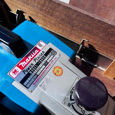 Makita Power Planer MINT 