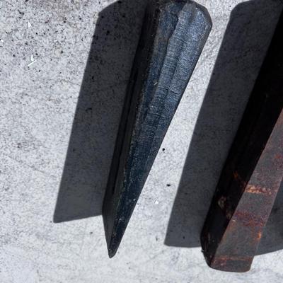 3 Splitting Wedges