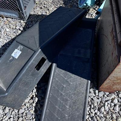 Auto Ramps Plastic 