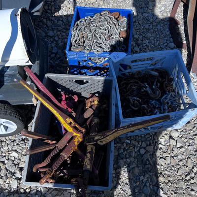 Chain and Ratchet Tie Downs (3) Crates 