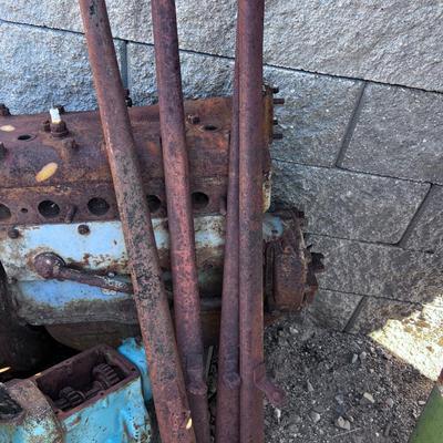 1924 For  & 1936 Chevy Part Pile, Mixed
