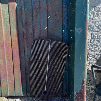 1924 For  & 1936 Chevy Part Pile, Mixed