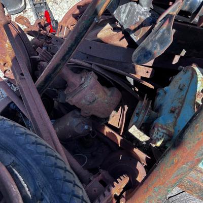 1924 For  & 1936 Chevy Part Pile, Mixed