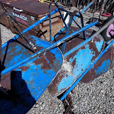 3 Contractor Wheel Barrows 