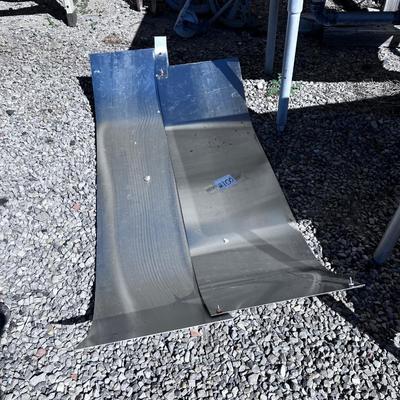 2 Pieces of Stainless Steel 