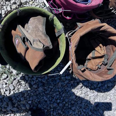 (4) Tool Buckets with 7 Bucket Boss Tool Holders 