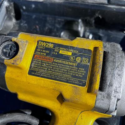 DeWalt 1/2 Inch Impact Wrench with Case
