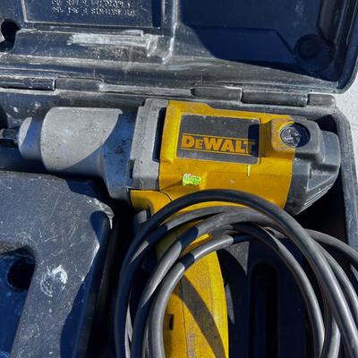 DeWalt 1/2 Inch Impact Wrench with Case