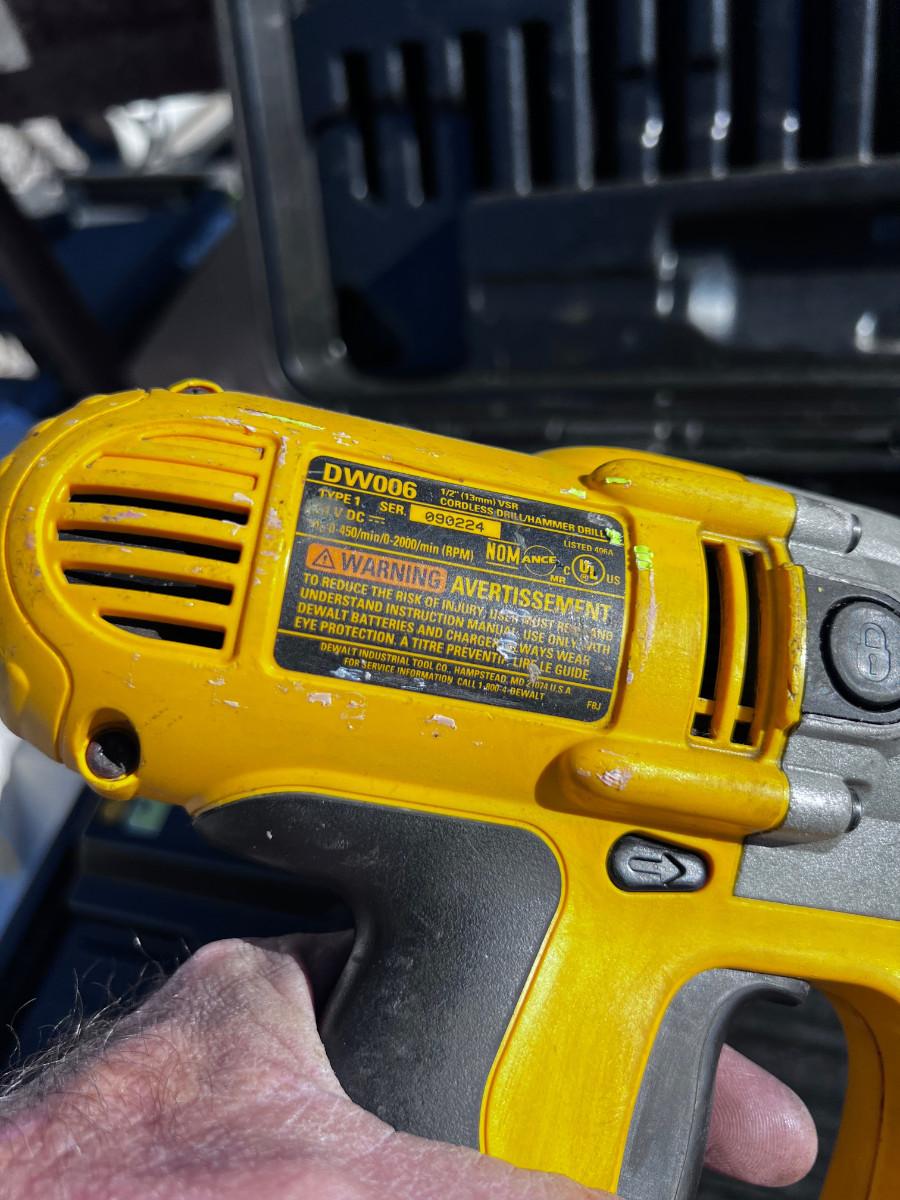 Dewalt 24 volt hammer drill dw006 hotsell