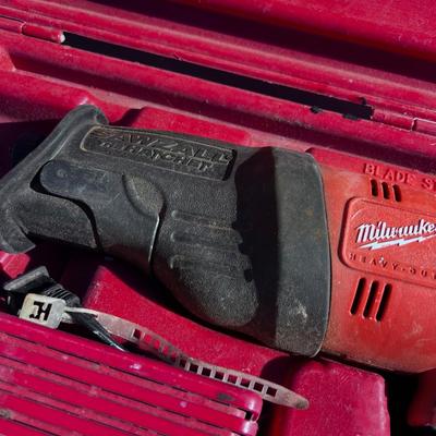 Milwaukee Sawzall Hatchet CORDLESS