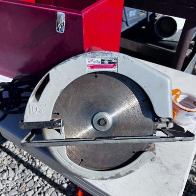 Milwaukee 10" Circular Saw Includes Metal RED Case