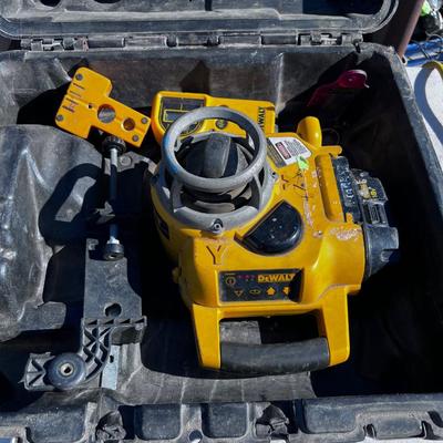 DeWalt Lazer Level (Battery Operated) 