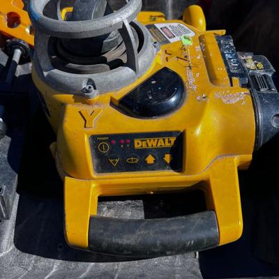 DeWalt Lazer Level (Battery Operated) 