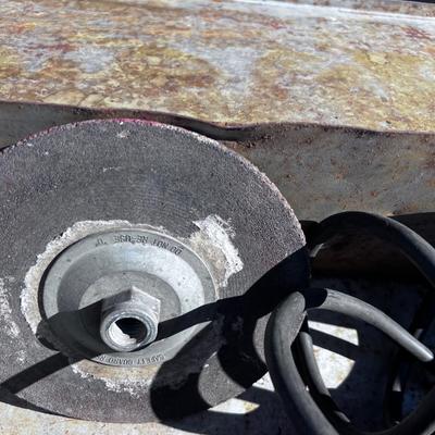 7" Angle Grinder MILWAUKEE, Comes with a Hard Metal Case