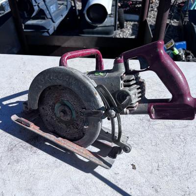 Single Skilsaw Worm Drive with Red Handle, NO Case. 