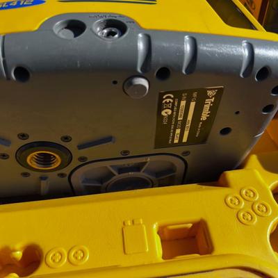 SPECTRA GL412 Precision Lazer Level Trimble 