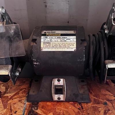 Black & Decker Bench Grinder 