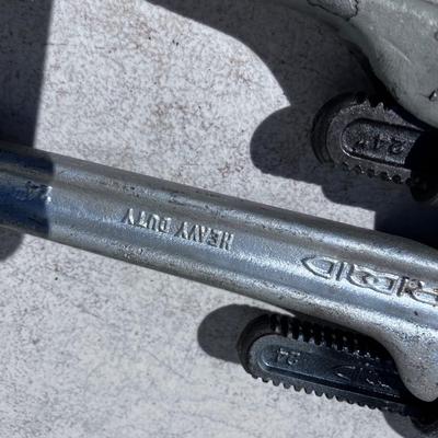 (2) 24" Pipe Wrenches - 1 is Aluminum 