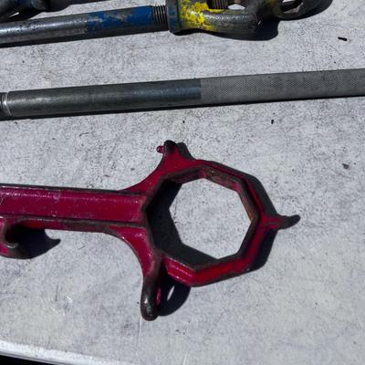 Adjustable Hydrant WRENCHES 
