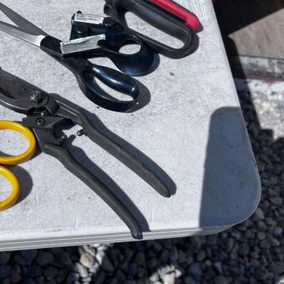 Scissors, Trimmers & Cutters 