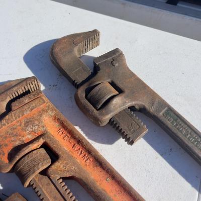 (3) 24" Pipe Wrenches, Red & Green 