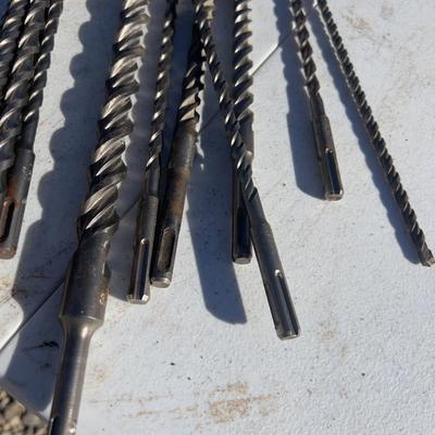Slotted Drive Bits 1/2" or Less