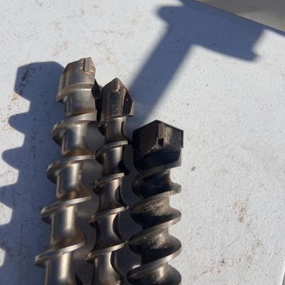 (3) 1-1/2" to 1-1/8th Spline Drive Bits 18" Long