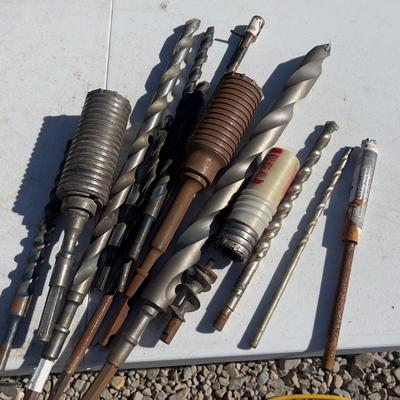 Mixed Lot of Masonry Bits & Hole Saws