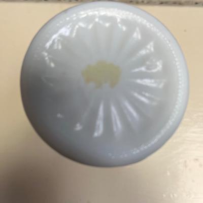 Milk glass vase