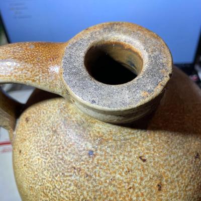 Vintage/Antique Redware/Stoneware 1-Gallon Jug 11" Tall in VG Preowned Condition.