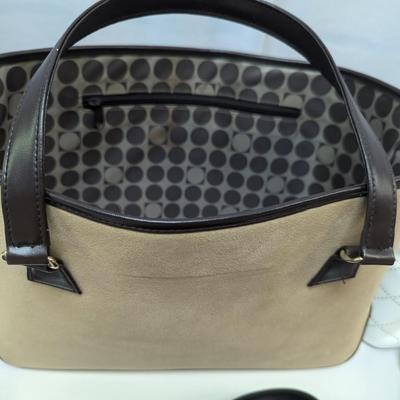 Variety Of Handbags Styles & Brands