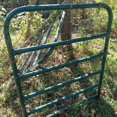 2 small gates