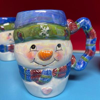 Snowman mugs, 4