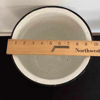 Enamelware pail with wood handle