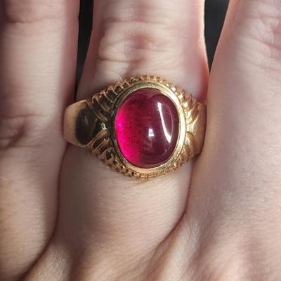 Vintage Mens 14k Ruby Cabochon Ring Size 10