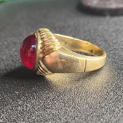 Vintage Mens 14k Ruby Cabochon Ring Size 10