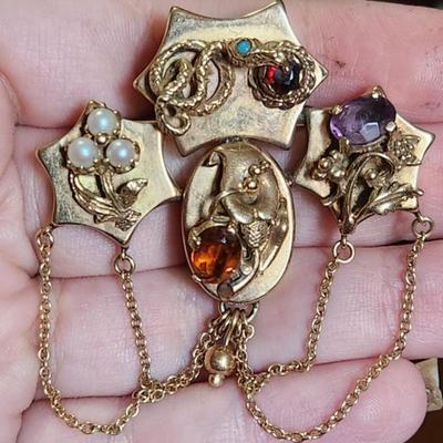 14k Victorian Hand Made Detailed Brooch
