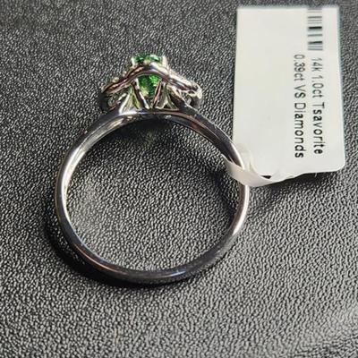 14k White Gold 1.39 Cttw Tsavorite Diamond Ring