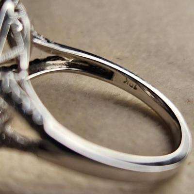 18k White Gold 3.5 Carat Mahenge Hot Pink Spinel Ring