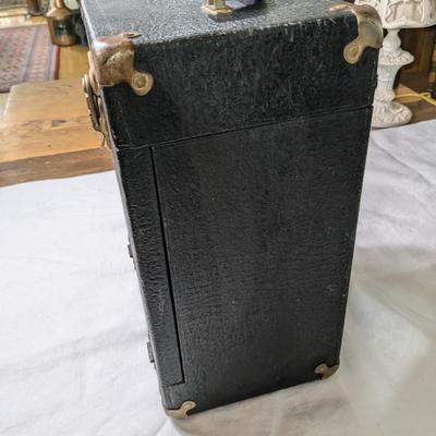 Vintage Revere EIGHT Model 85 Movie Film Projector W/ Case, Cord & Reel