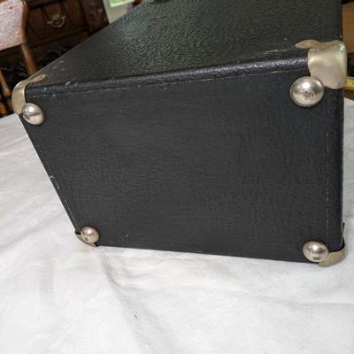 Vintage Revere EIGHT Model 85 Movie Film Projector W/ Case, Cord & Reel