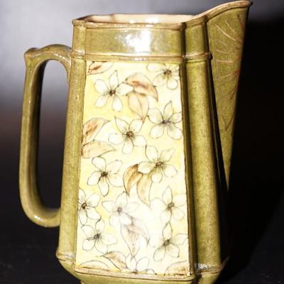 STUNNING PAULINE POTTERY PITCHER 6 1/2" W/ GOLD ACCENTS , DOGWOOD FLOWERS / CROWN MARK