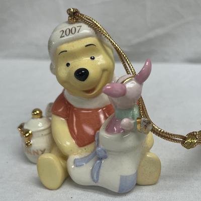 Lenox Disney Winnie The Pooh & Piglet Stocking Surprise 2007 Annual Ornament