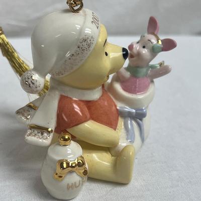 Lenox Disney Winnie The Pooh & Piglet Stocking Surprise 2007 Annual Ornament
