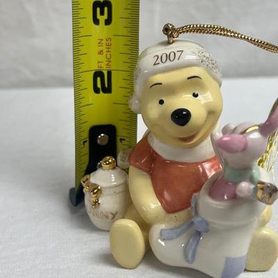 Lenox Disney Winnie The Pooh & Piglet Stocking Surprise 2007 Annual Ornament